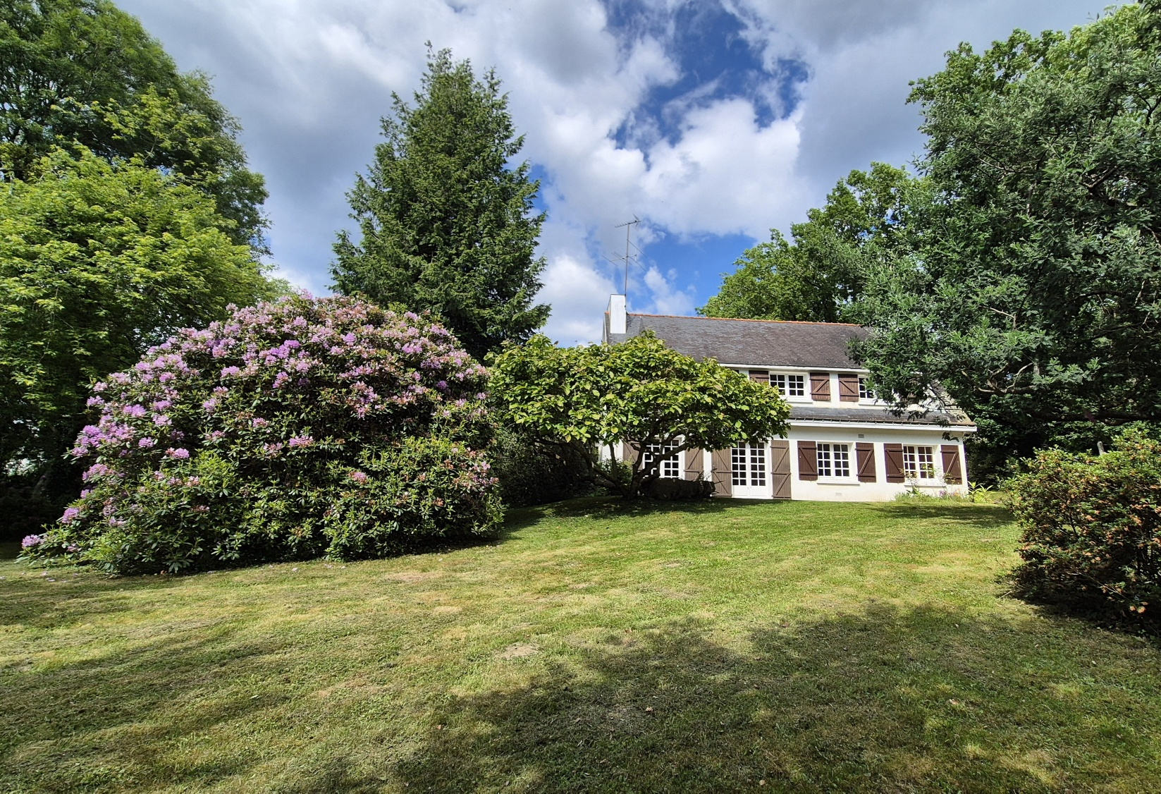 Agence immobilière de CREFF IMMOBILIER